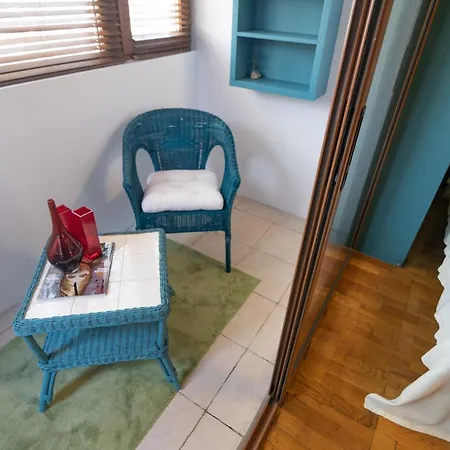 Apartamento Colorful Oasis - Central 1-bedroom Flat In *